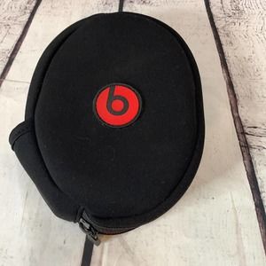 Beats headphone soft case